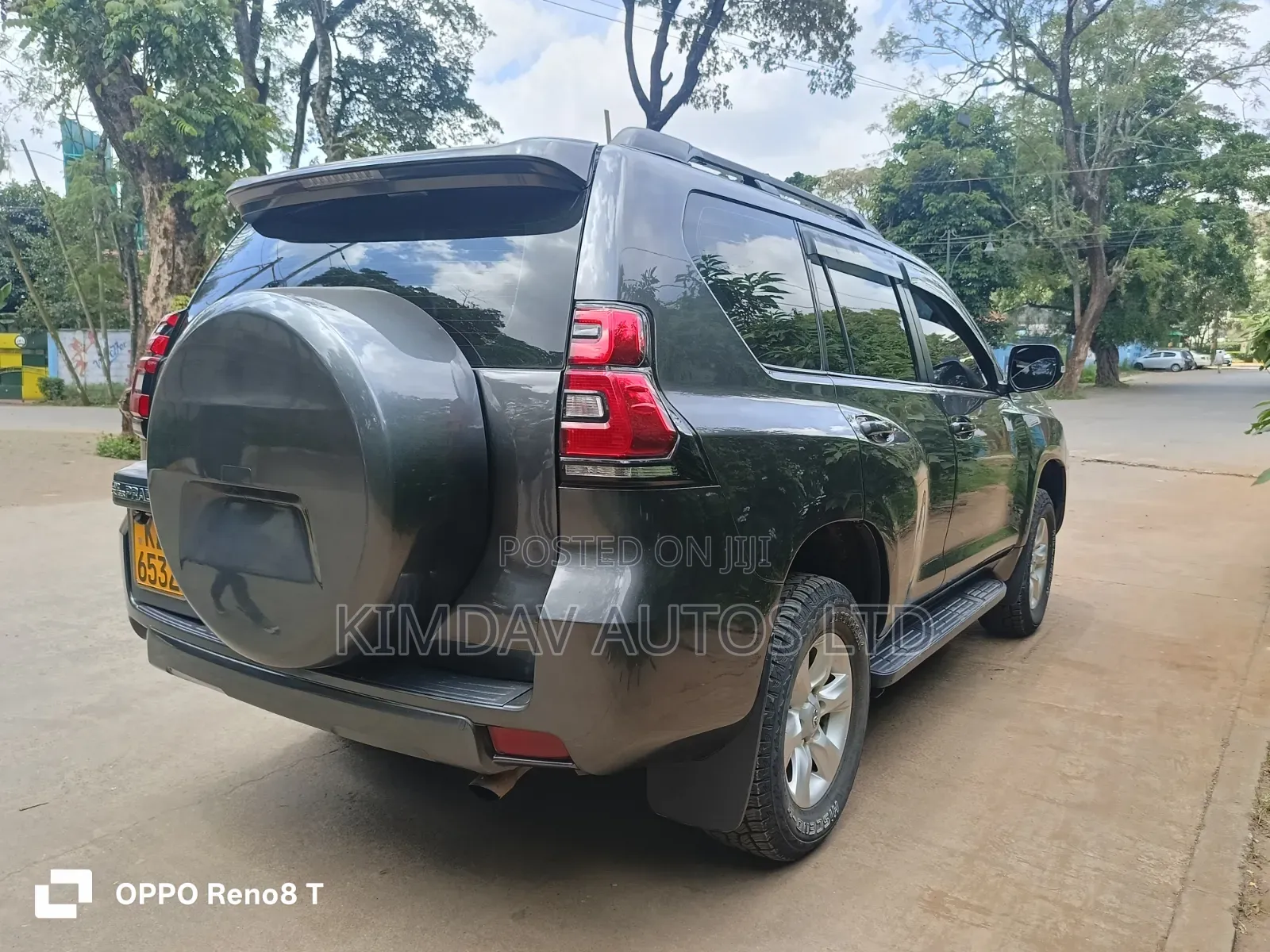 Toyota Land Cruiser Prado 2009 Gray