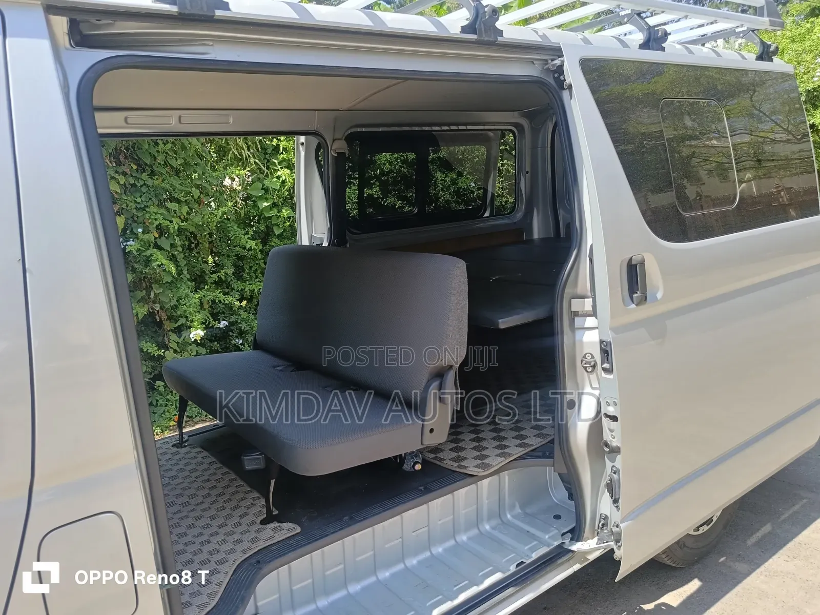 Toyota HiAce 2017 Silver