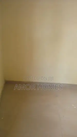 Shop to Let