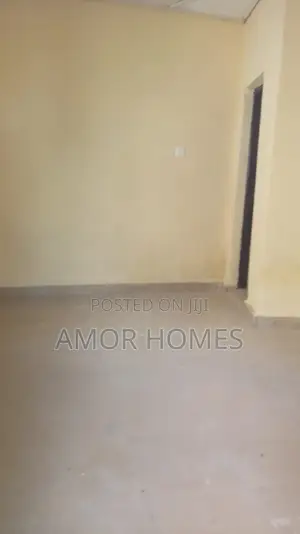 Shop to Let
