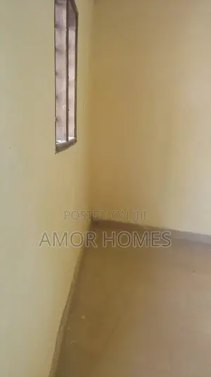 Shop to Let