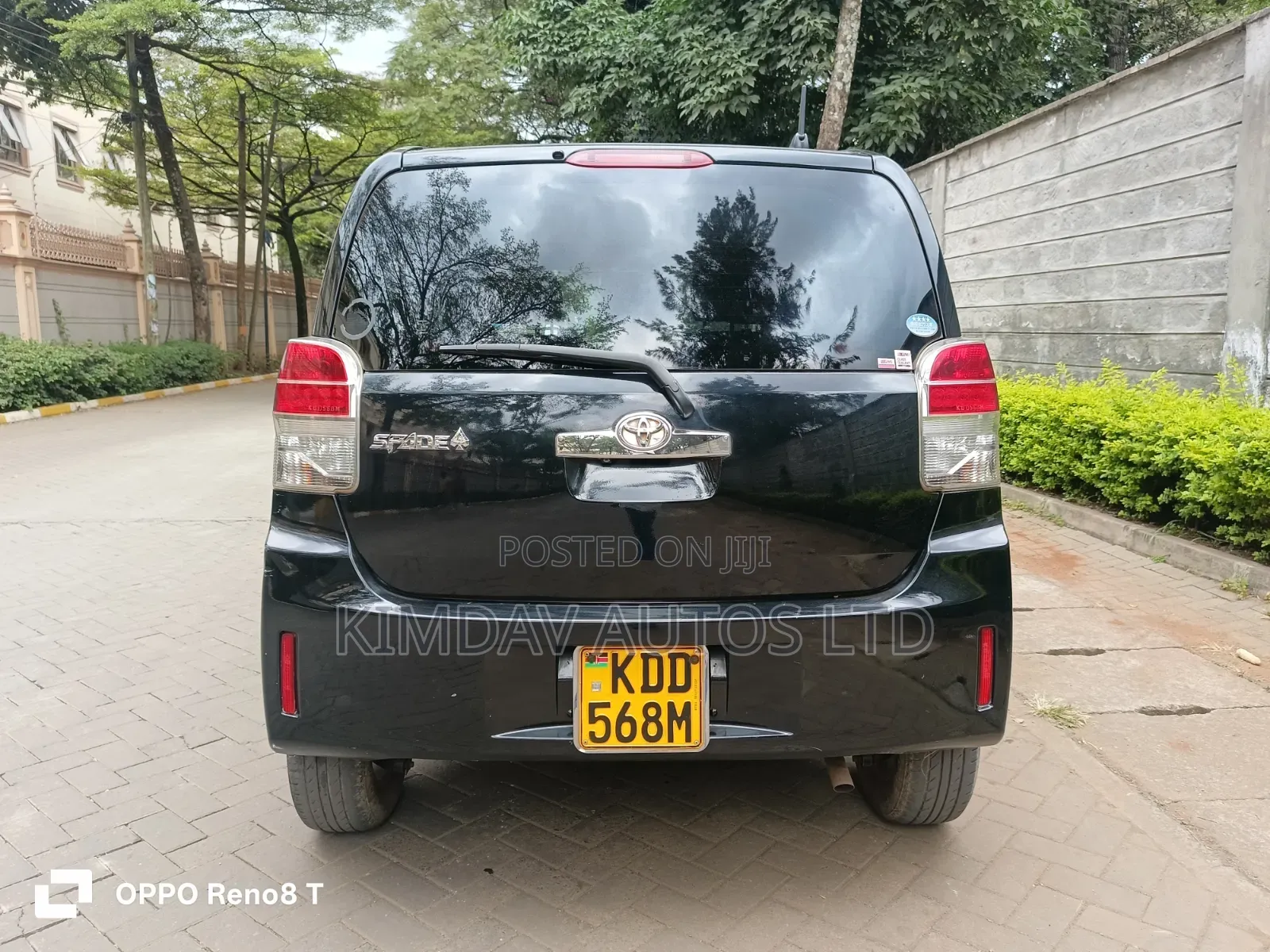 Toyota Spade 2014 Black