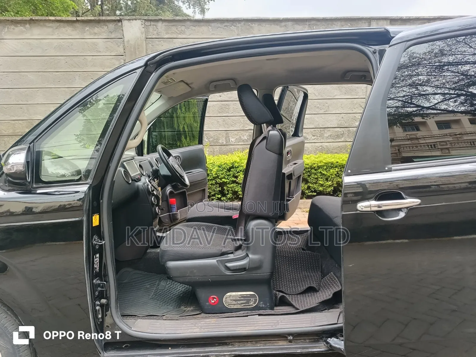 Toyota Spade 2014 Black