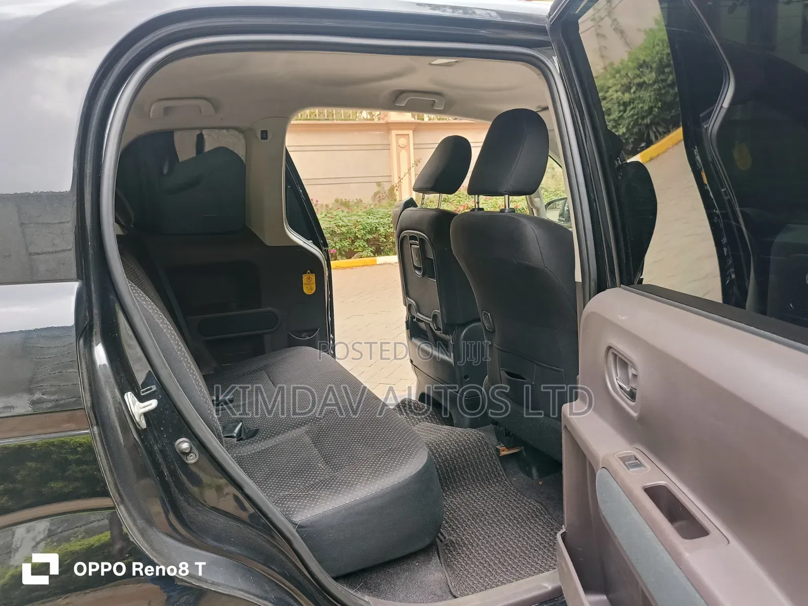 Toyota Spade 2014 Black