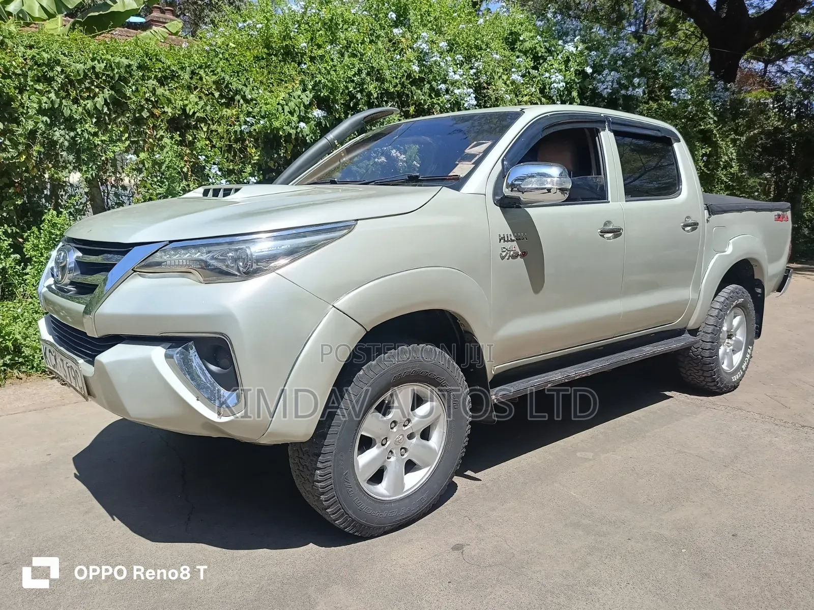 Toyota Hilux 2009 Silver