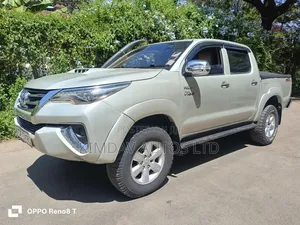 Toyota Hilux 2009 Silver