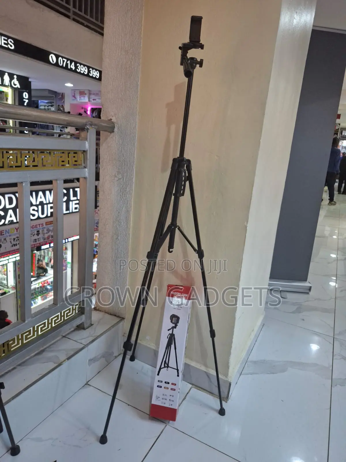 3366 Portable Aluminum Tripod Stand for Live Streaming