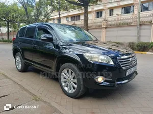 Toyota Vanguard 2012 Black