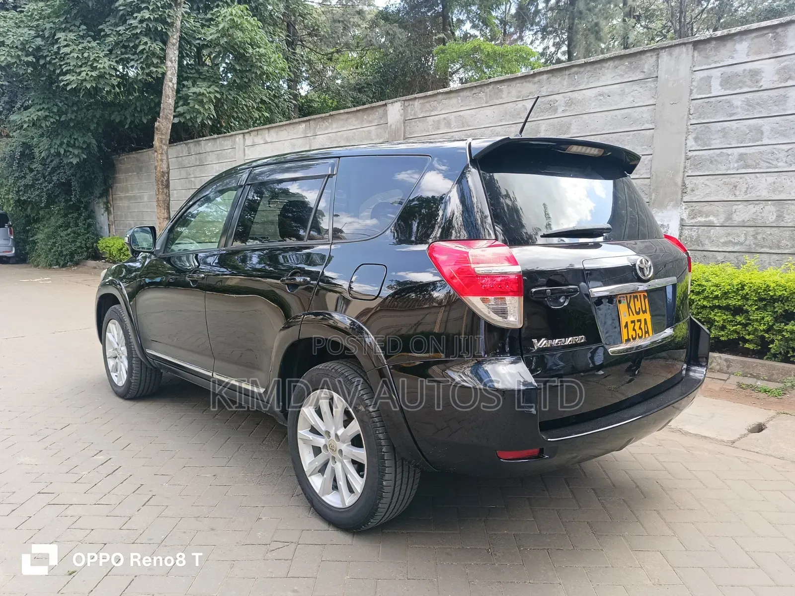 Toyota Vanguard 2012 Black