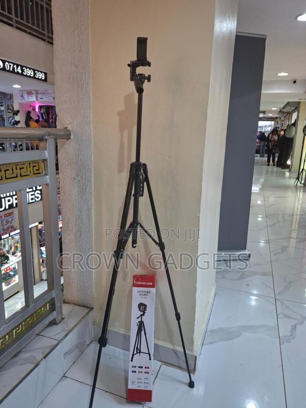 3366 Multi Use Tripod for DSLR Camera and Smartphone - main view