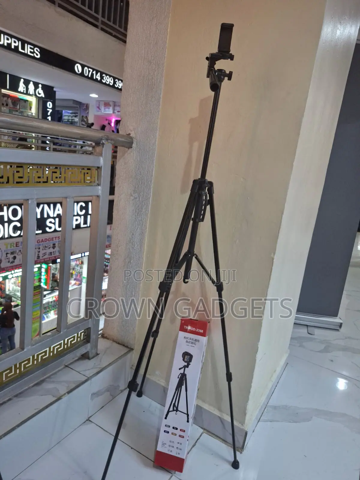 3366 Lightweight Tripod Stand for Photography and Vlogs