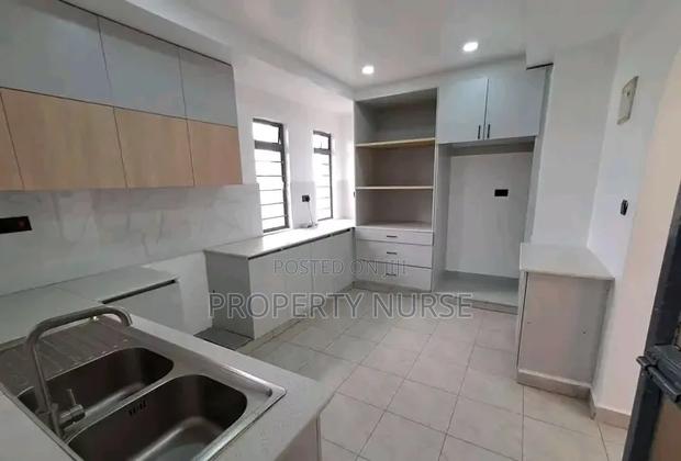3bdrm Maisonette in Gateway Mall Area for rent - thumbnail 3