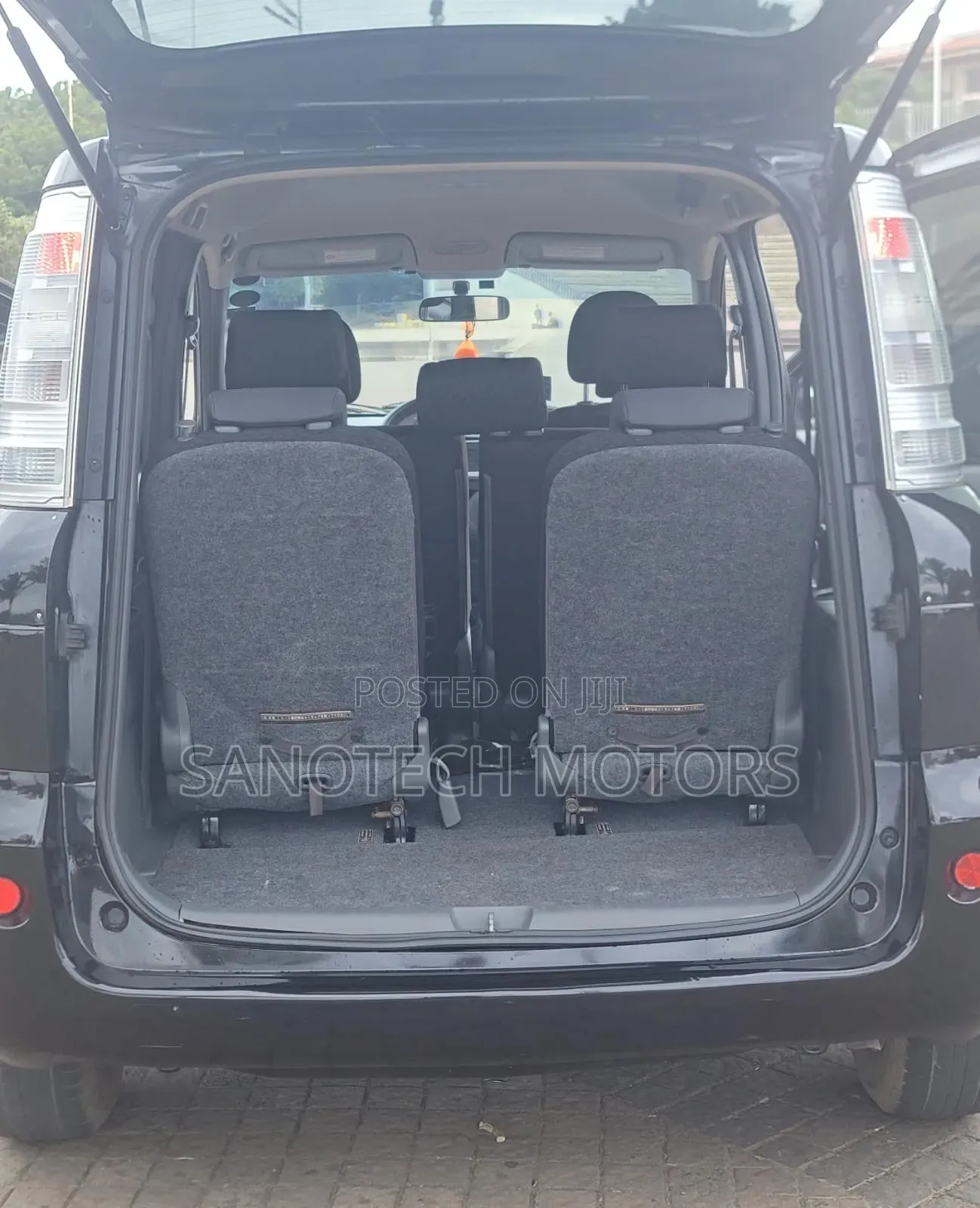 Toyota Sienta 2013 Black