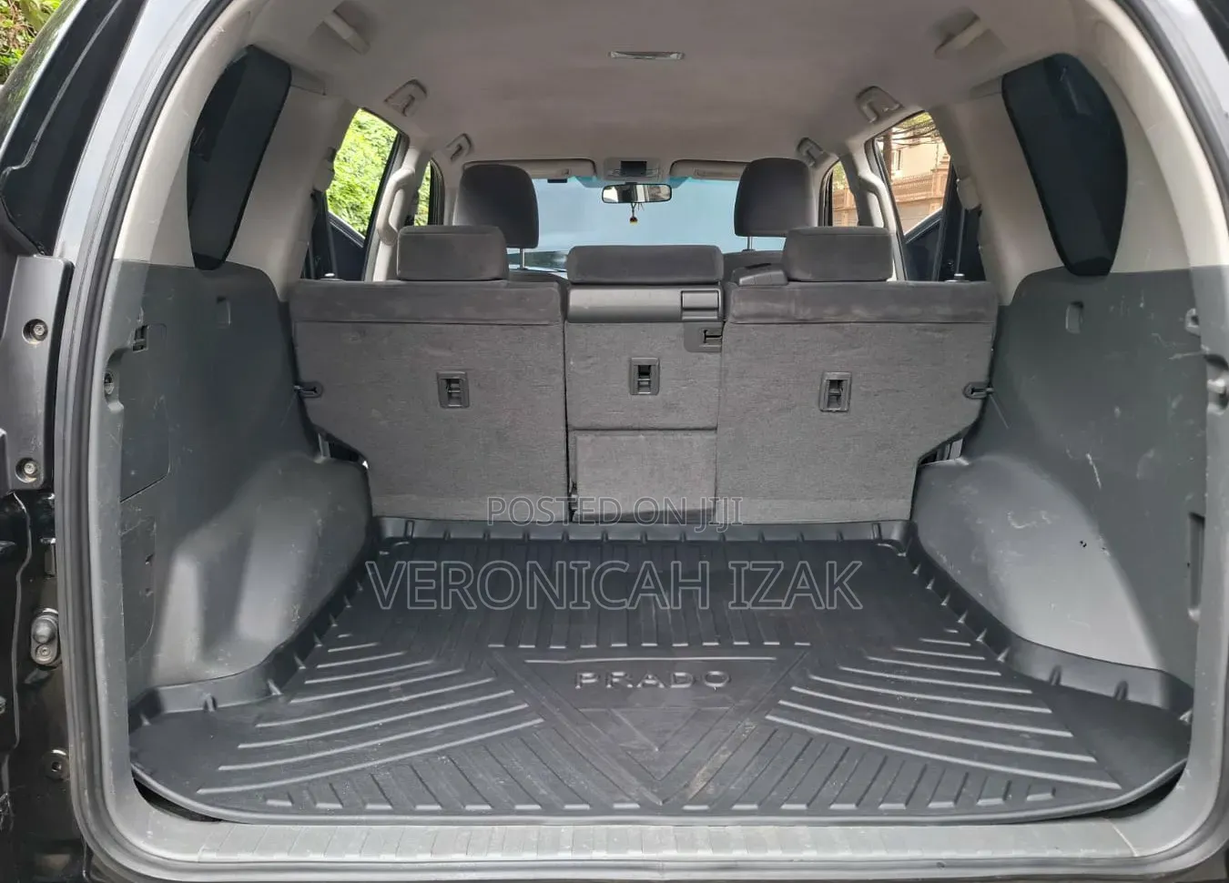 Toyota Land Cruiser Prado 2011 Black