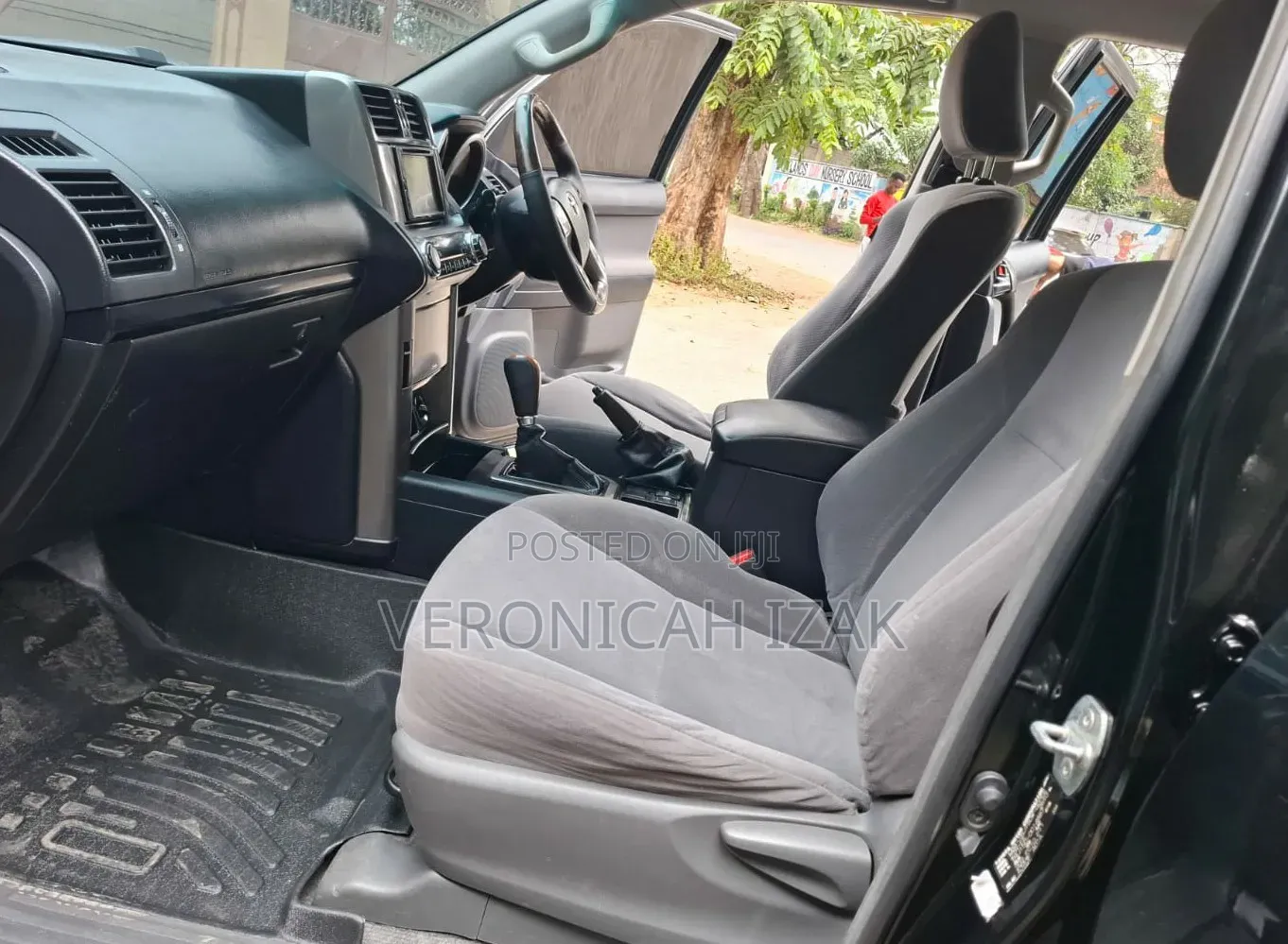 Toyota Land Cruiser Prado 2011 Black