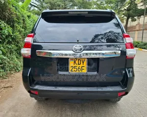 Toyota Land Cruiser Prado 2011 Black