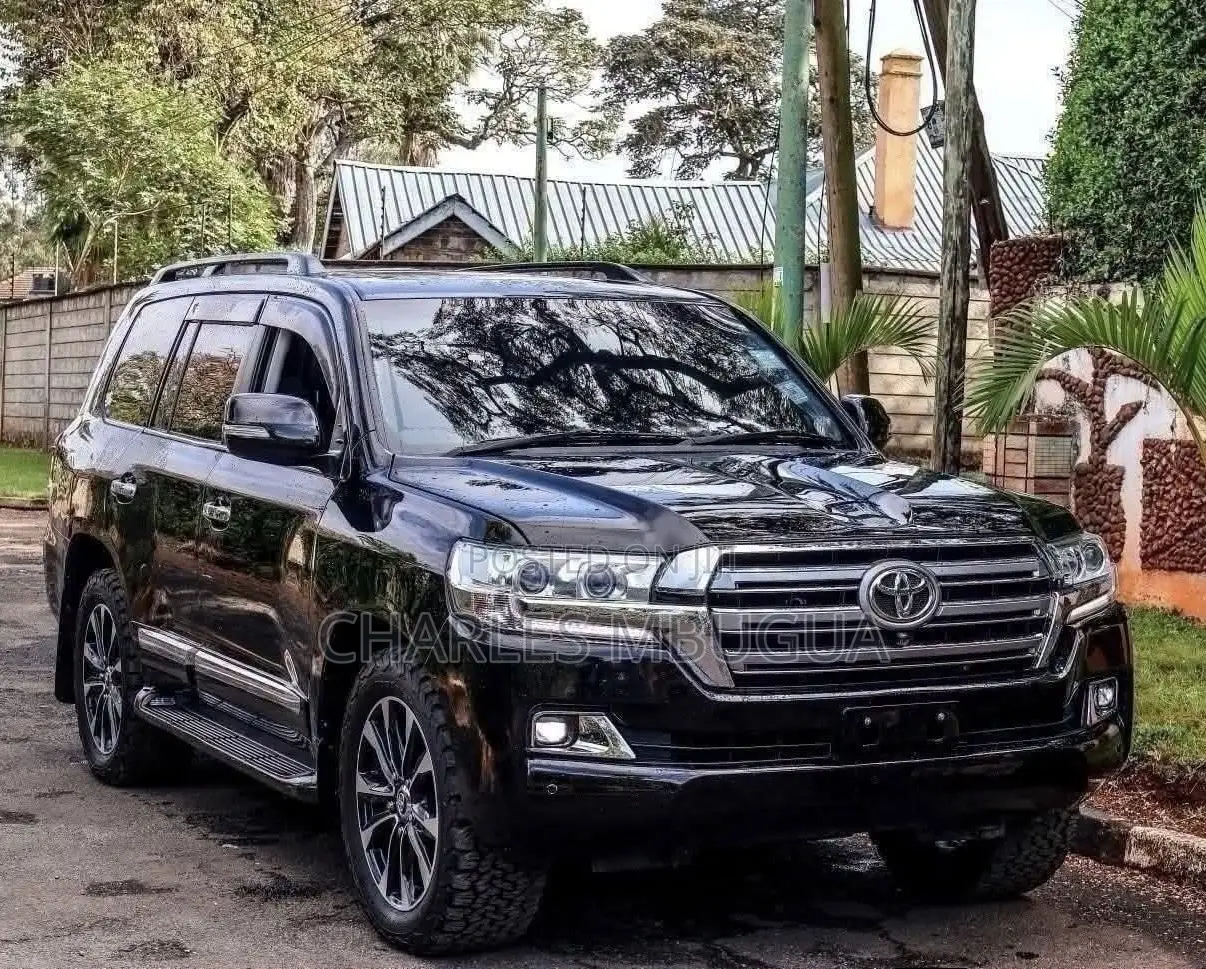 Toyota Land Cruiser 4.6 V8 GX 2014 Black