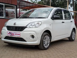 Daihatsu Boon 2018 White