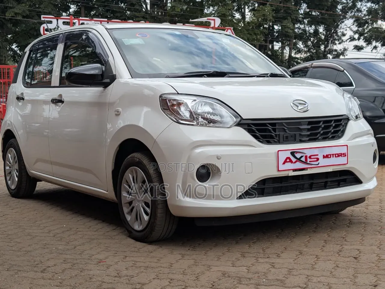 Daihatsu Boon 2018 White