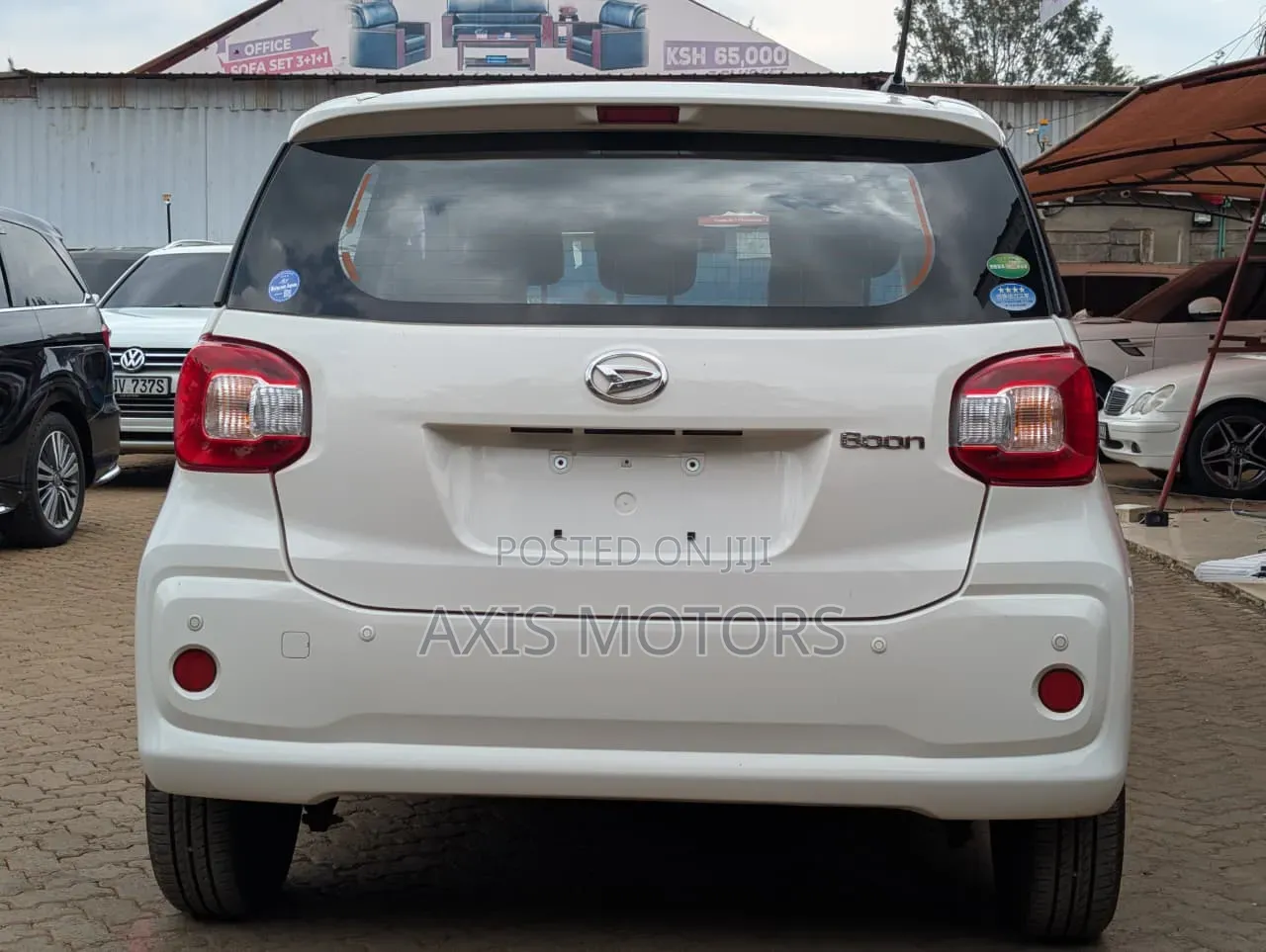 Daihatsu Boon 2018 White