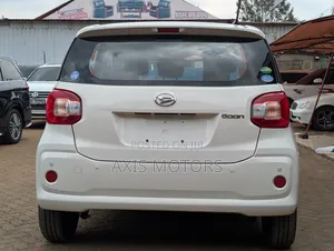 Daihatsu Boon 2018 White