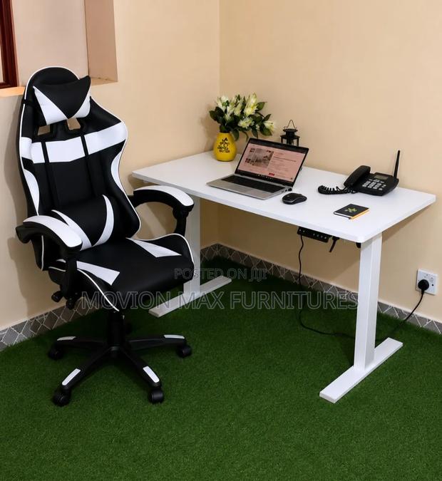 Gaming Chair +1.2m Electric Table - main view