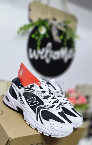 New Balance 530