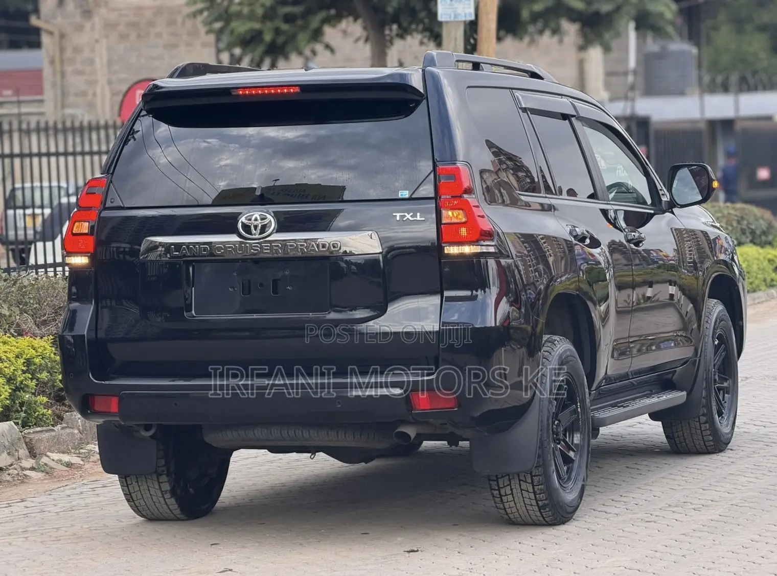Toyota Land Cruiser Prado 2.8 2021 Black