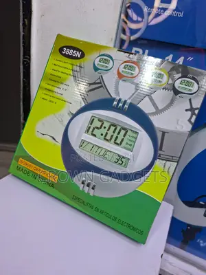 Kadio 3885n Battery Powered LCD Calendar Clock