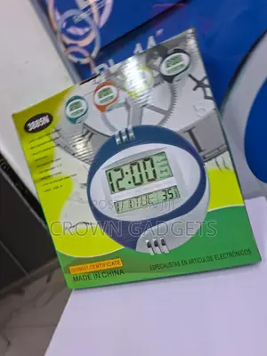Kadio 3885n Battery Powered LCD Calendar Clock