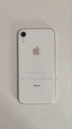 Apple iPhone XR 64 GB White