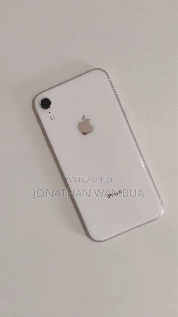 Apple iPhone XR 64 GB White - thumbnail 3