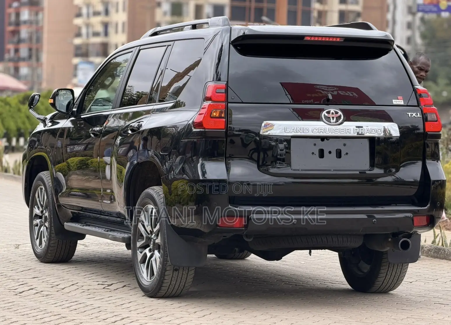 Toyota Land Cruiser Prado 2.7 2022 Black
