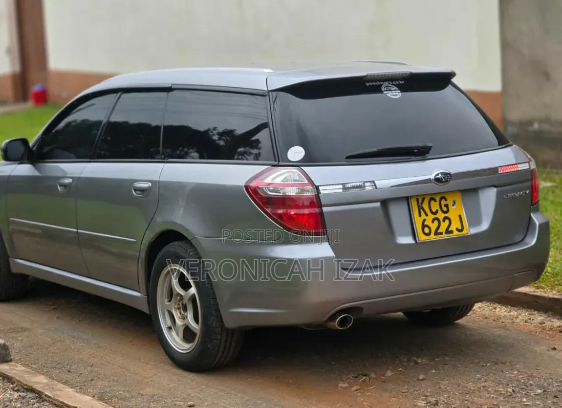 Subaru Legacy 2009 Silver