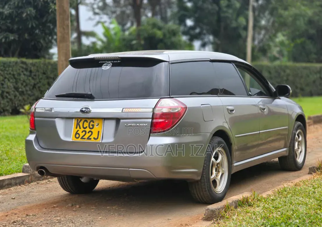 Subaru Legacy 2009 Silver