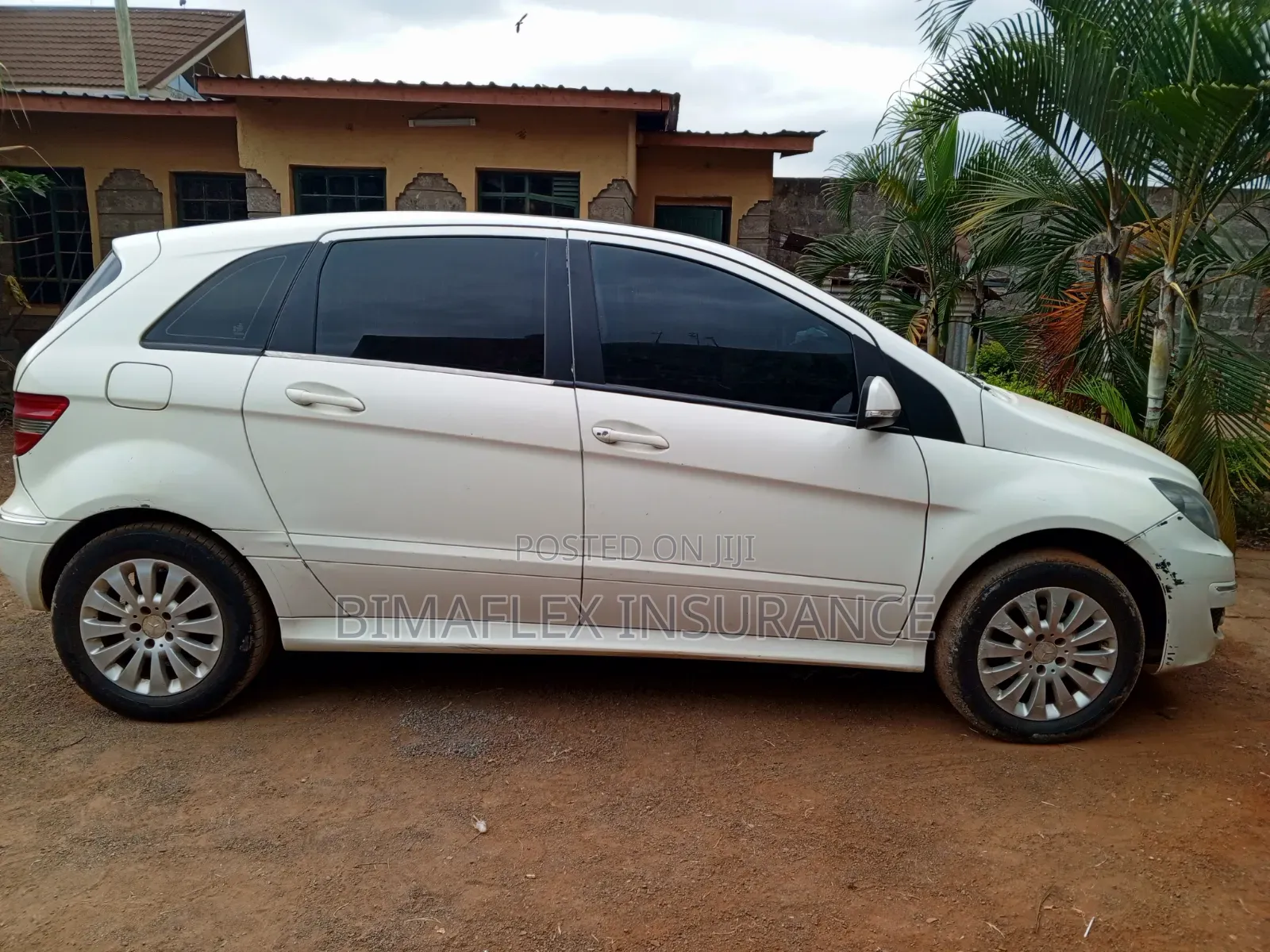 Mercedes-Benz B-Class 2010 White