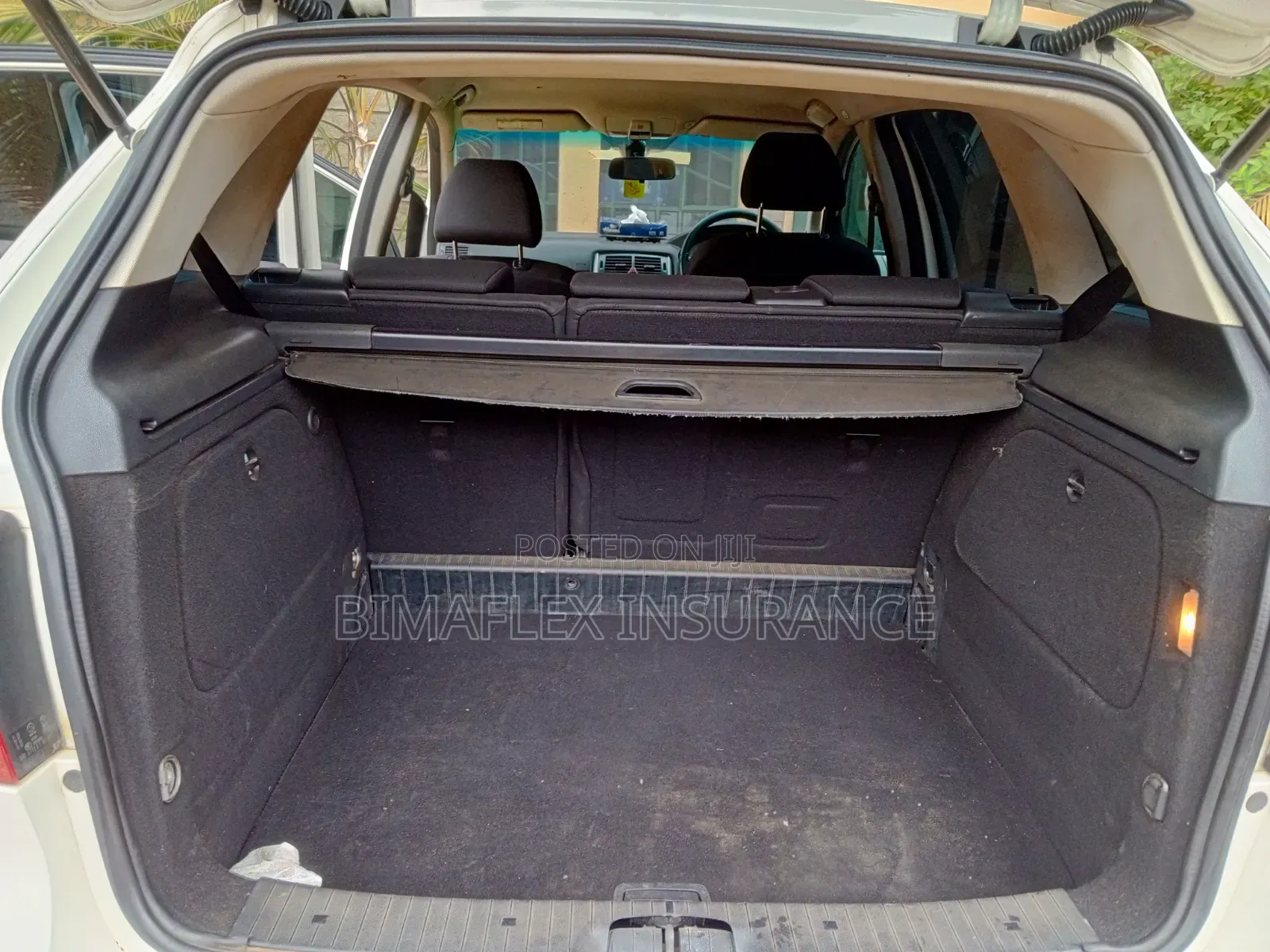 Mercedes-Benz B-Class 2010 White