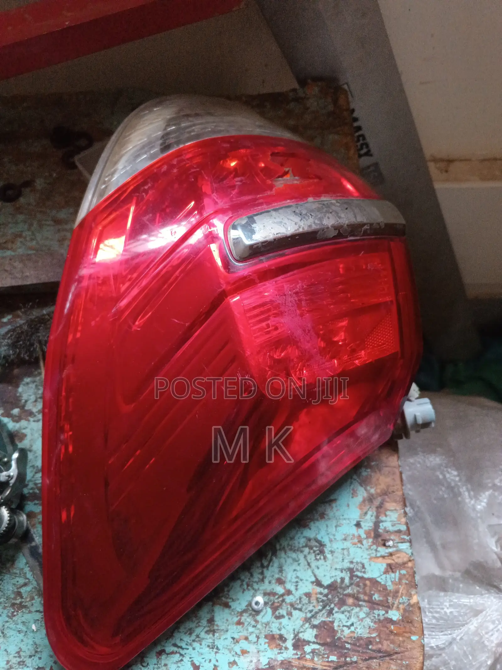 Vanguard Tail Light- Right