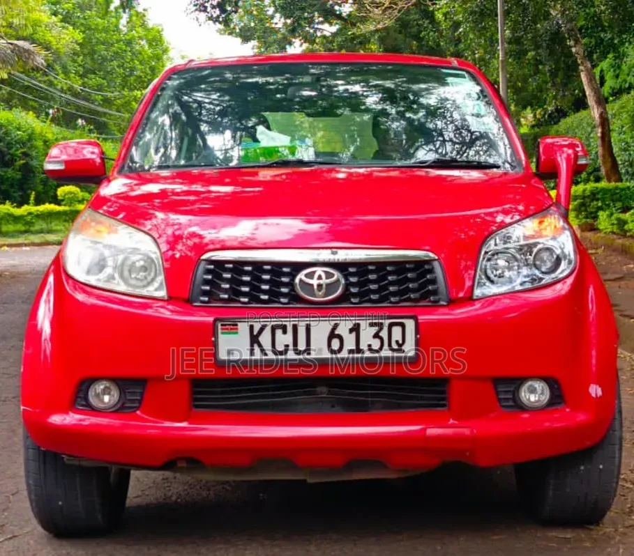Toyota Rush 2012 Red