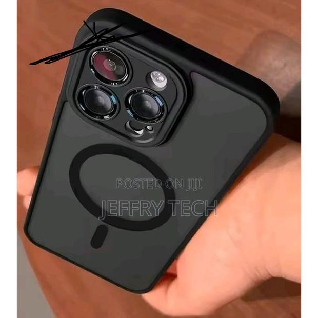 Frosted Magnetic Case for iPhone 16 Pro Max for Magsafe Magnetic Wire - thumbnail 2