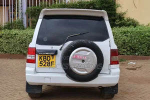 Mitsubishi Pajero IO 2001 White