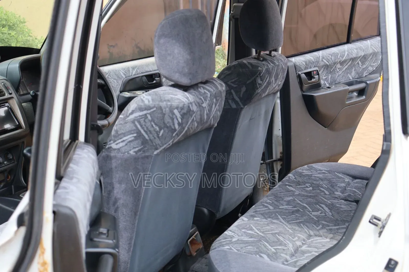 Mitsubishi Pajero IO 2001 White