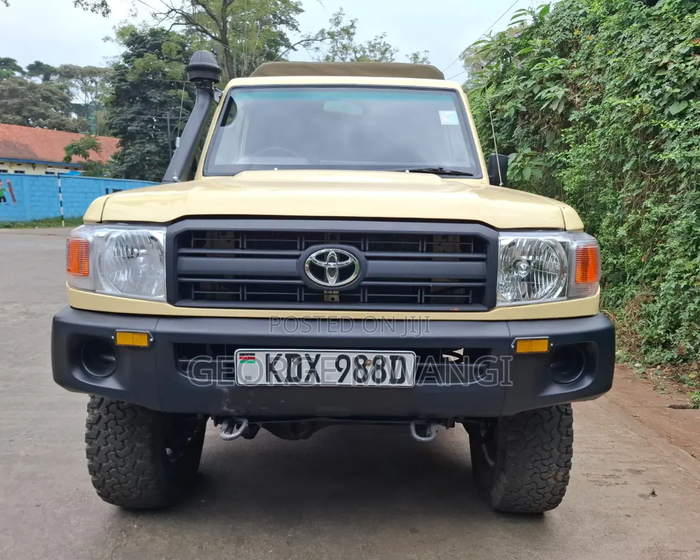 Toyota Land Cruiser 2006 Gold
