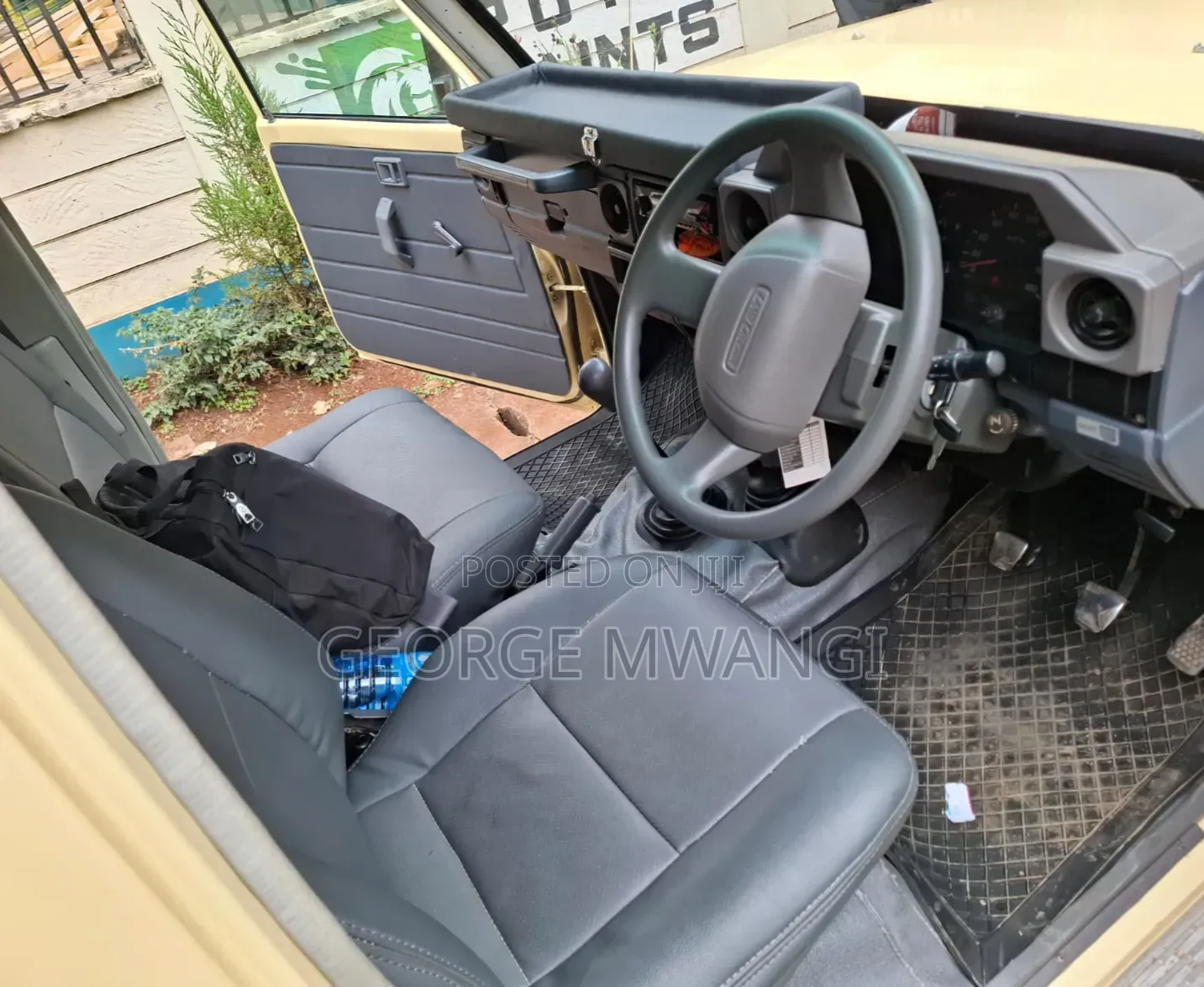Toyota Land Cruiser 2006 Gold