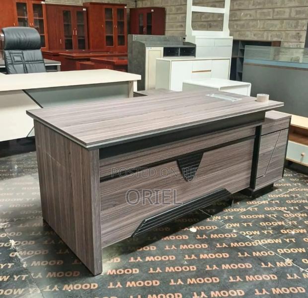 Office Desk : Modern 2000mm Office Executive Desk - thumbnail 4