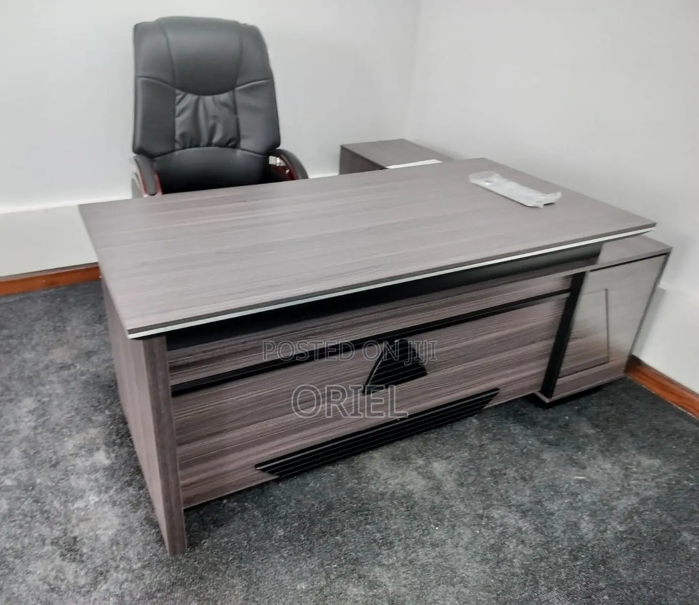 Office Desk : Modern 2000mm Office Executive Desk