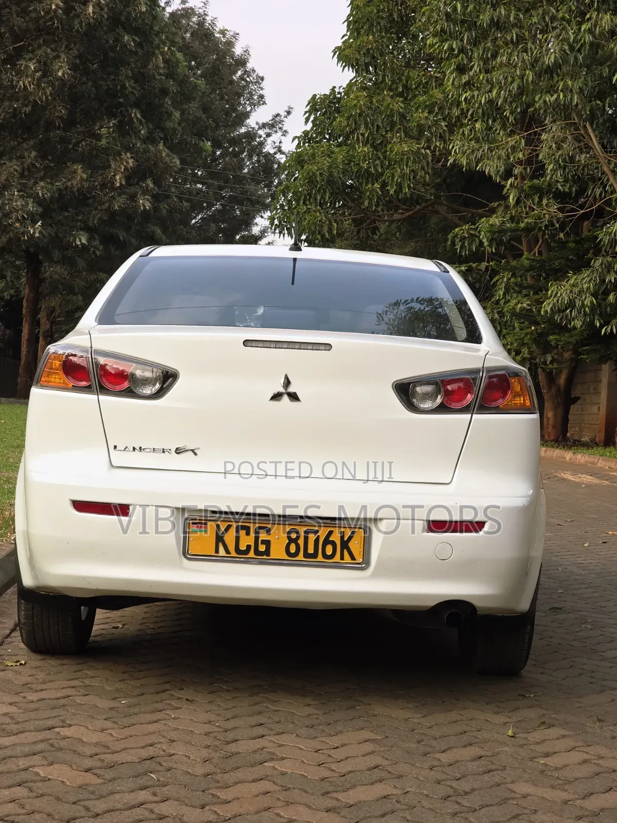 Mitsubishi Lancer 2015 White