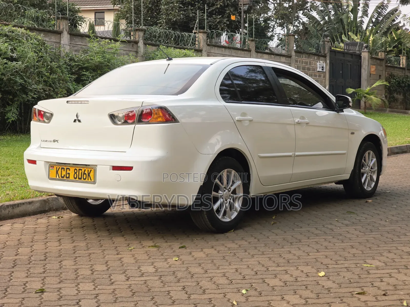 Mitsubishi Lancer 2015 White
