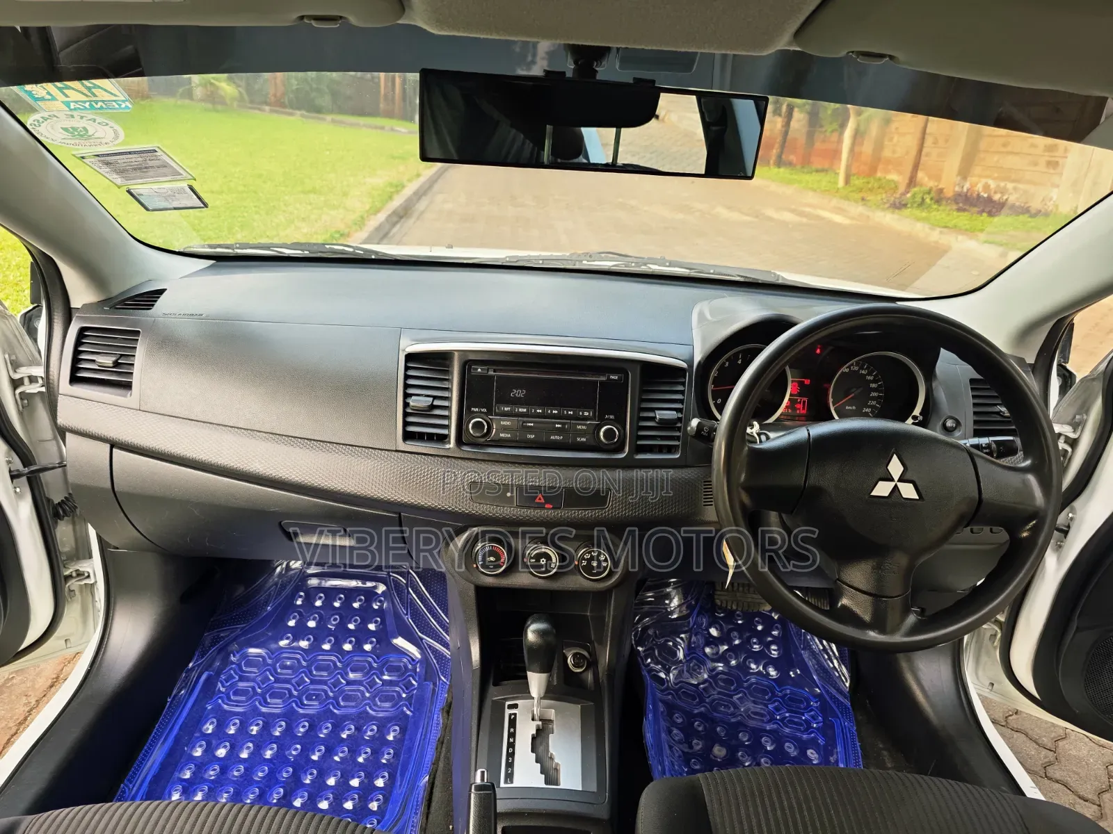 Mitsubishi Lancer 2015 White