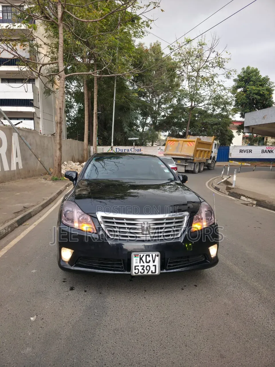 Toyota Crown 2012 Black